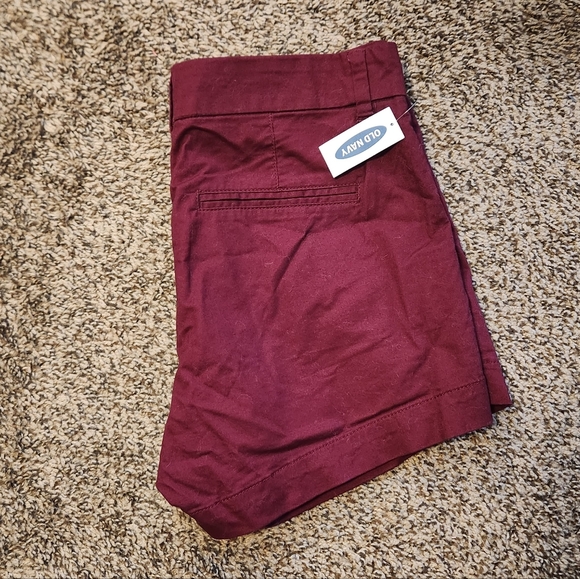 Old Navy Shorts | size 2 - Picture 3 of 5